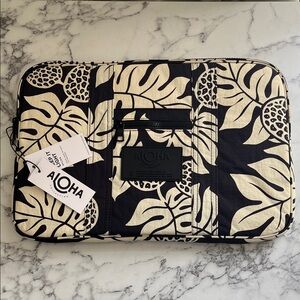 Aloha Collection Holomua Laptop Case Sand/Black